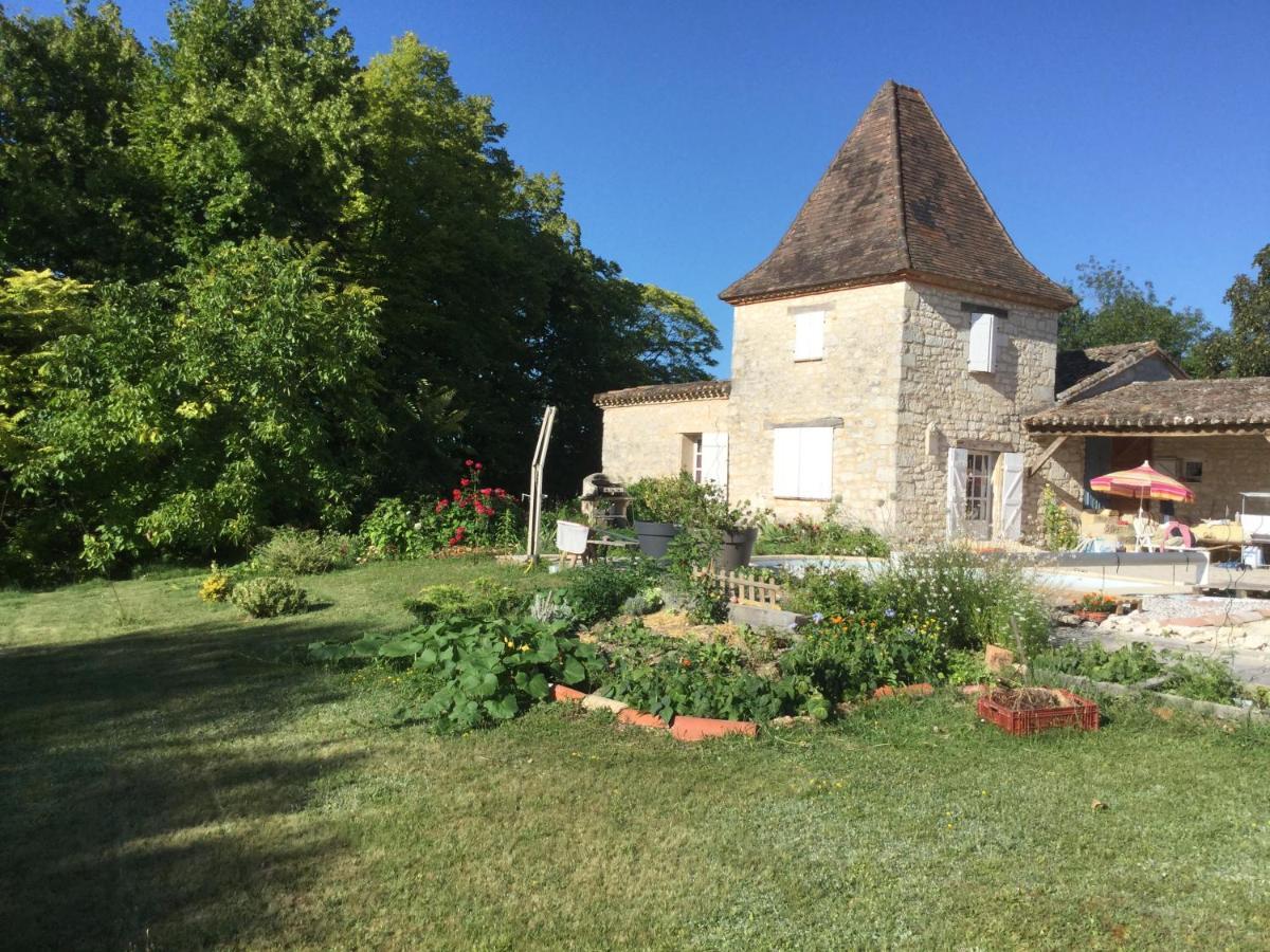 Chez Patricia Bed & Breakfast Castelnau-Montratier Exterior photo